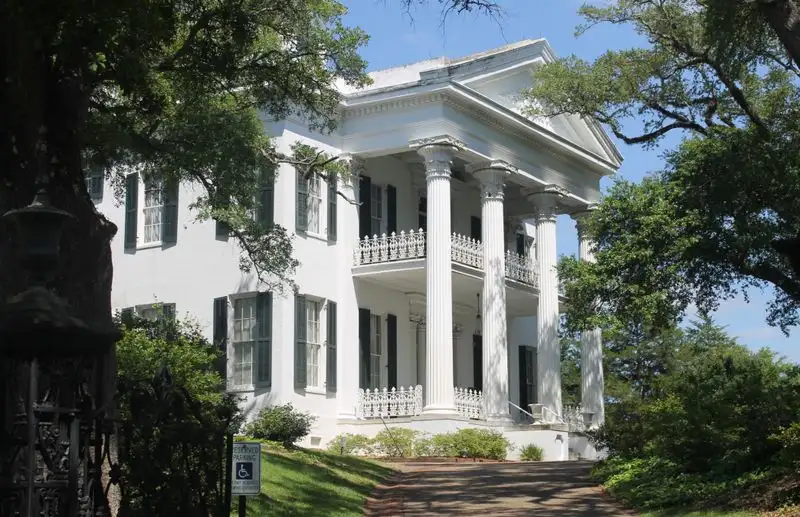 Stanton Hall