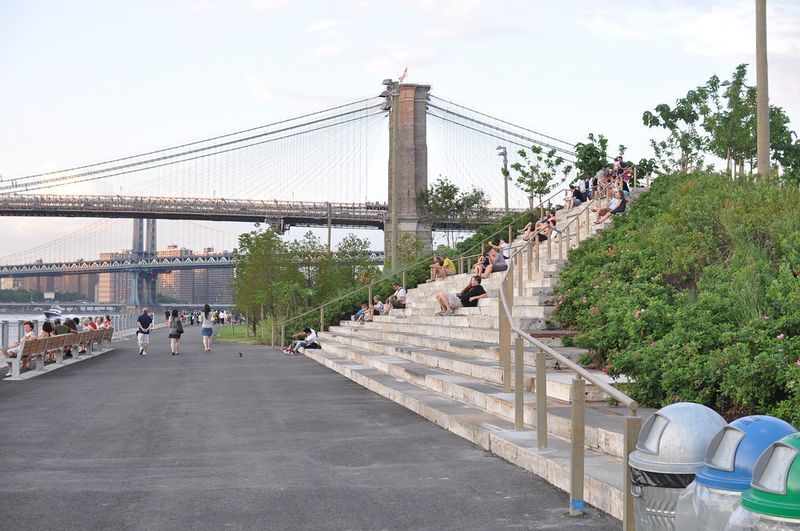 Morning Yoga in Brooklyn Bridge Park
