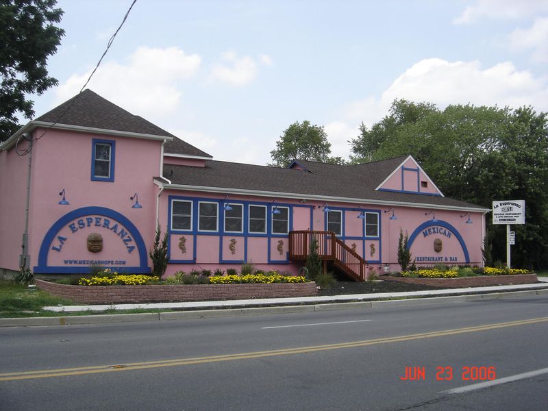 La Esperanza Restaurant & Bar