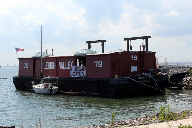 Visit the Waterfront Museum