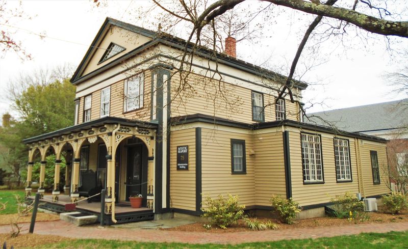 Historic Homes and Maritime Architecture