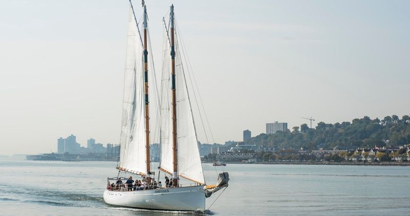 Classic Harbor Line – Grand Palisades Fall Foliage Schooner Sail