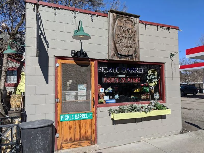 The Pickle Barrel, Helena