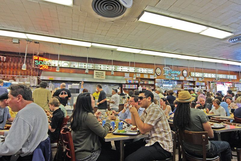 Katz's Delicatessen - When Harry Met Sally
