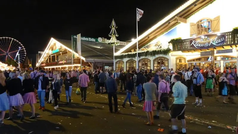 Stuttgart (Cannstatter Volksfest)