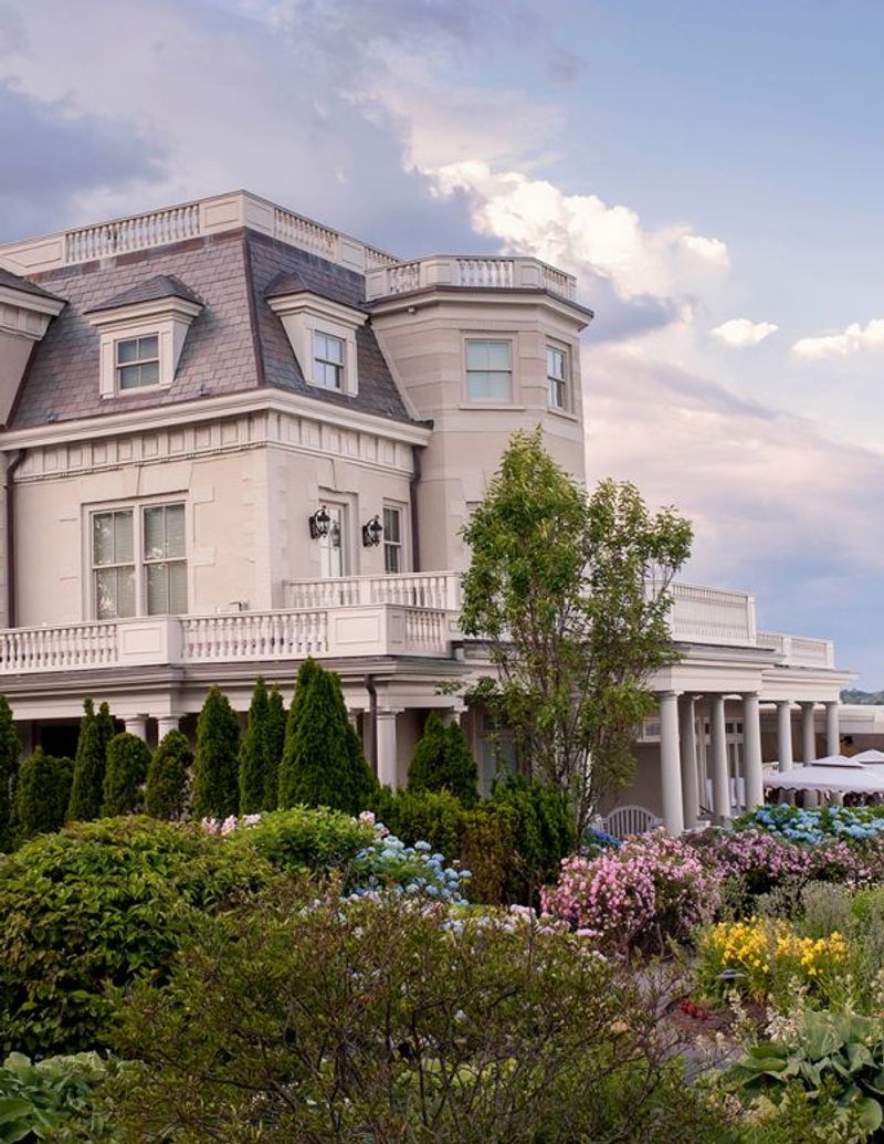 The Chanler at Cliff Walk