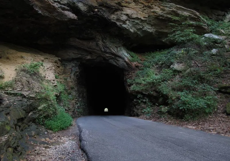 Nada Tunnel