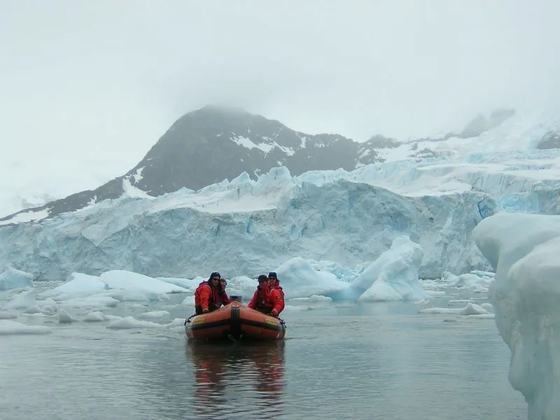 Zodiac boat excursions