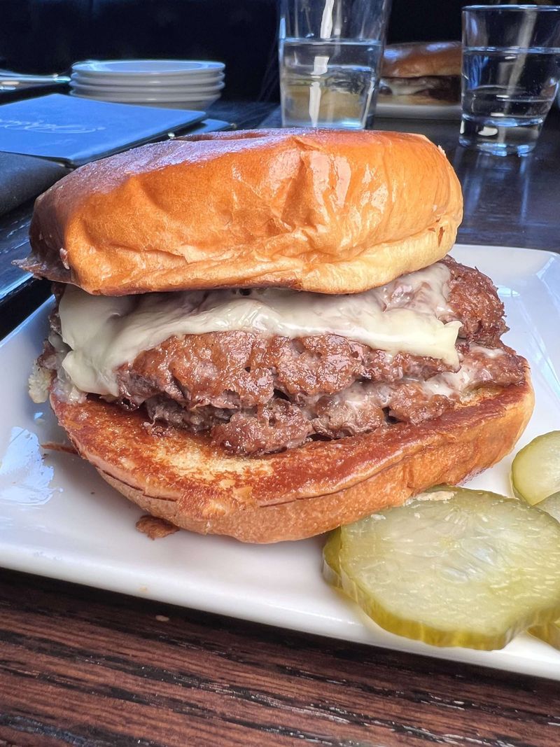 Parlour (Parlour Burger – Minneapolis)