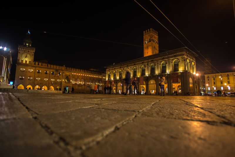 Piazza Maggiore, Bologna