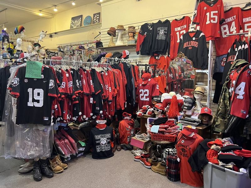 Cillies Clothing – Athens, GA