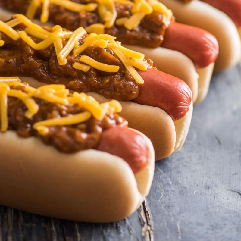 Broken Bow – Chili Cheese Dog Runza