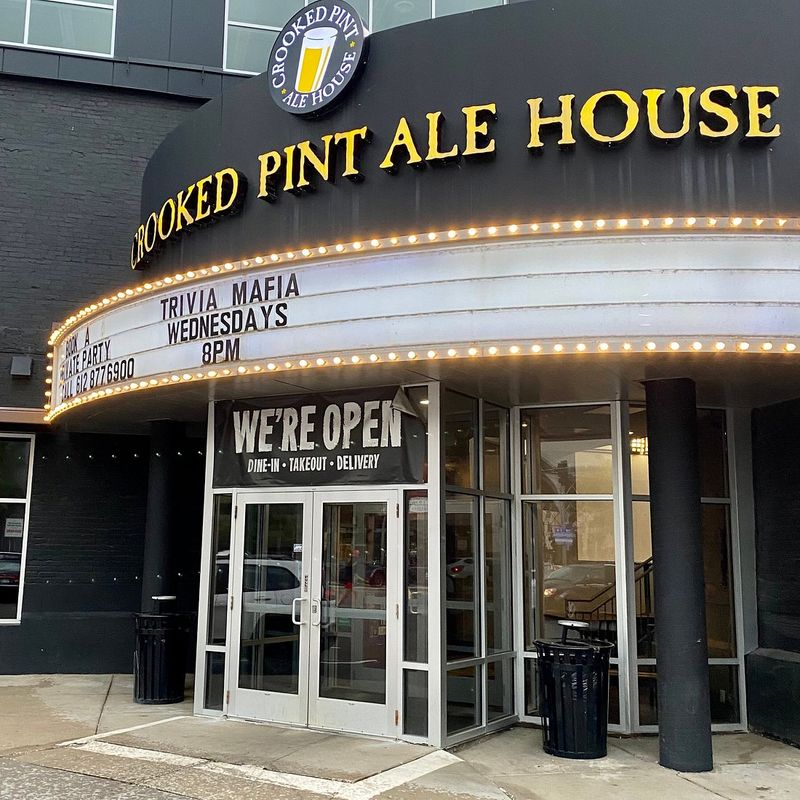 Crooked Pint Ale House – Minneapolis