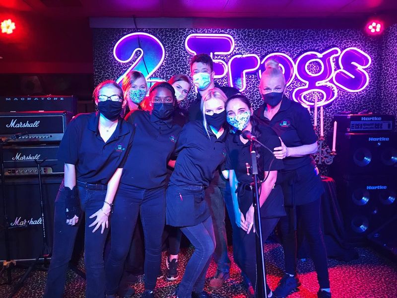 Two Frogs Grill — Ardmore