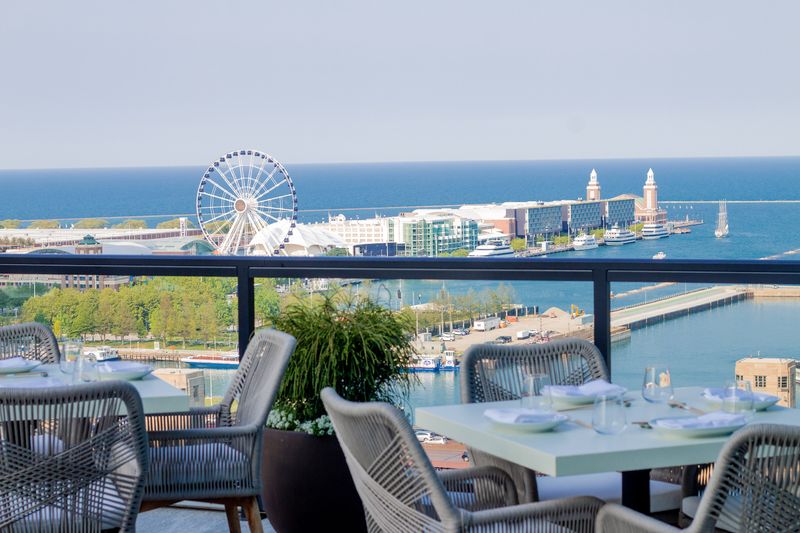 Miru (St. Regis Chicago)