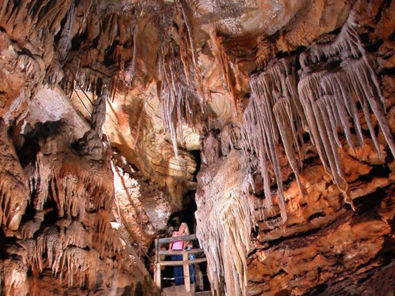 Talking Rocks Cavern – Branson West