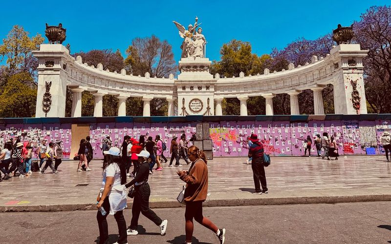 Learn basic Spanish phrases to connect with locals