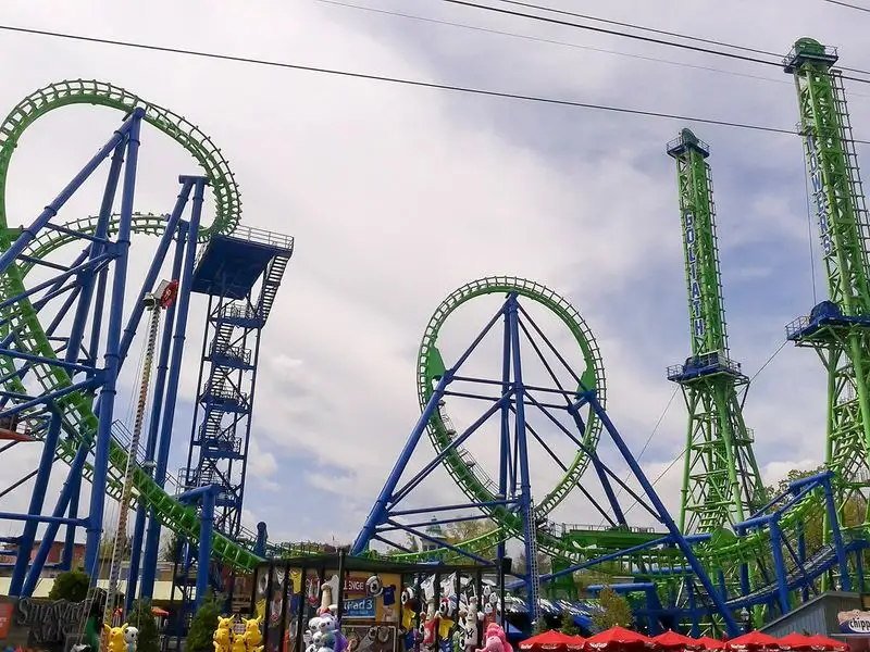 Six Flags New England