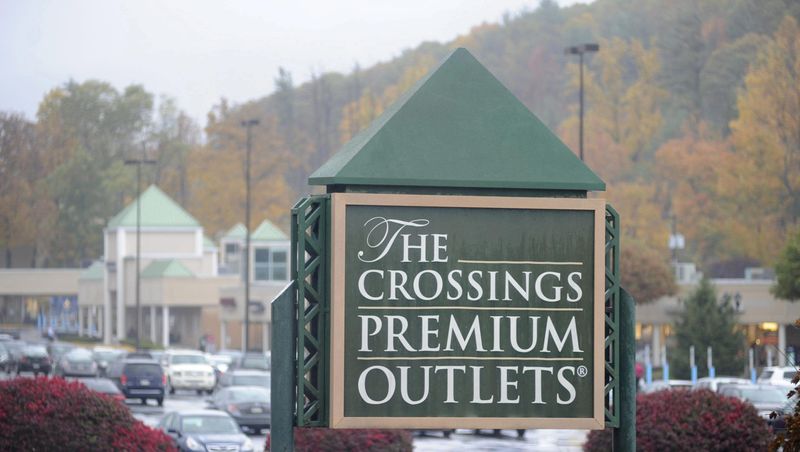 The Crossings Premium Outlets