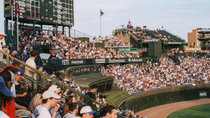 The 24 most “American” experiences to share with friends visiting the U.S.