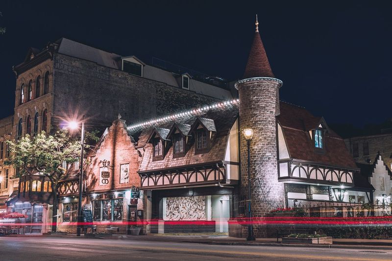 Mader’s Restaurant – Milwaukee