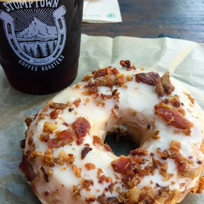 Overhyped: Blue Star Donuts
