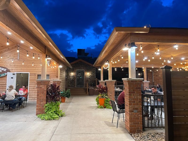 The Prime Time Tavern – Huron