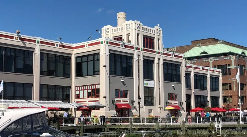 The Torpedo Factory Art Center