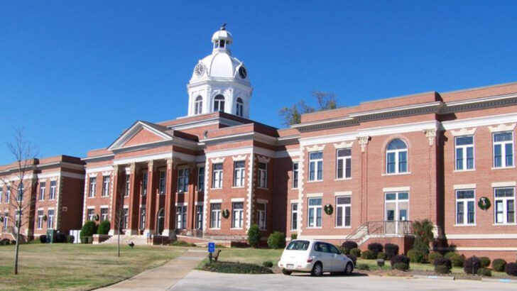 The Coolest Small Towns in Georgia You’ve Never Heard Of