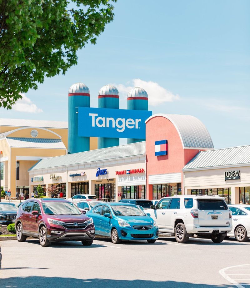Tanger Outlets Lancaster
