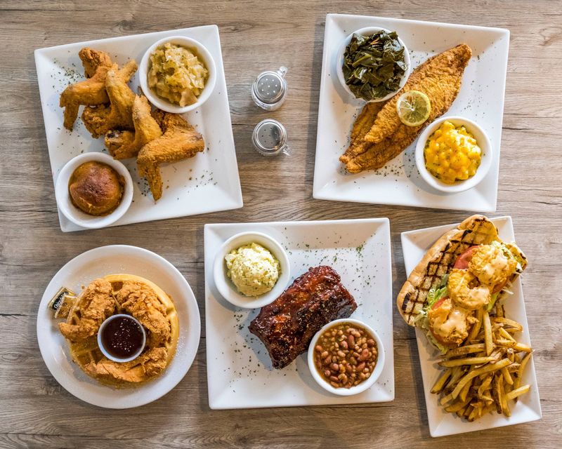 Della J’s Delectables, Alexandria