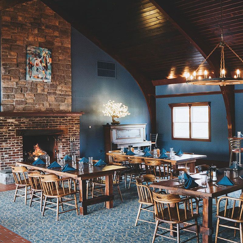 The Water's Edge Restaurant