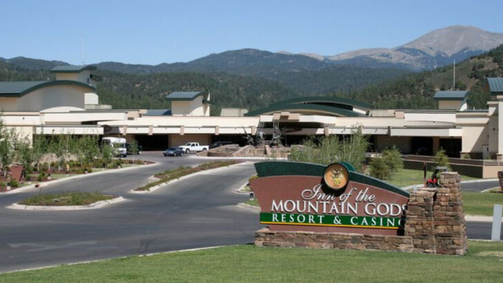 This Rocky Mountain Town in New Mexico Is the Getaway You Didn’t Know You Needed