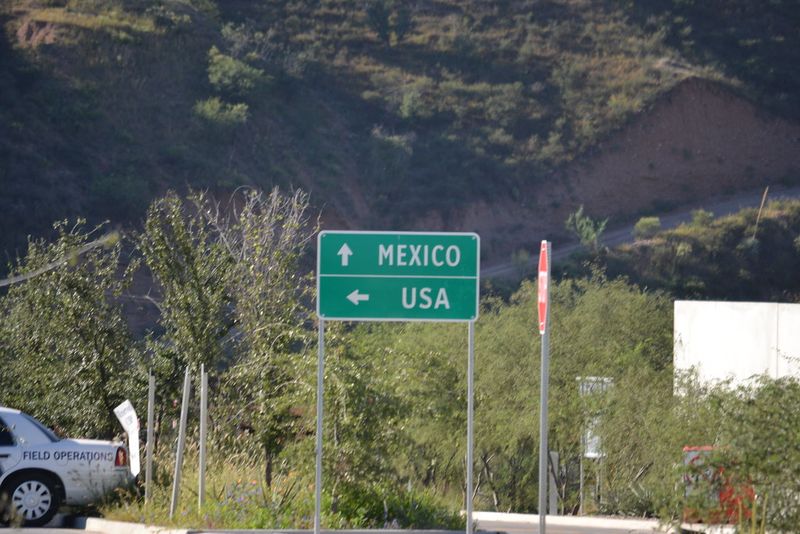 Nogales, Mexico - Nogales, USA