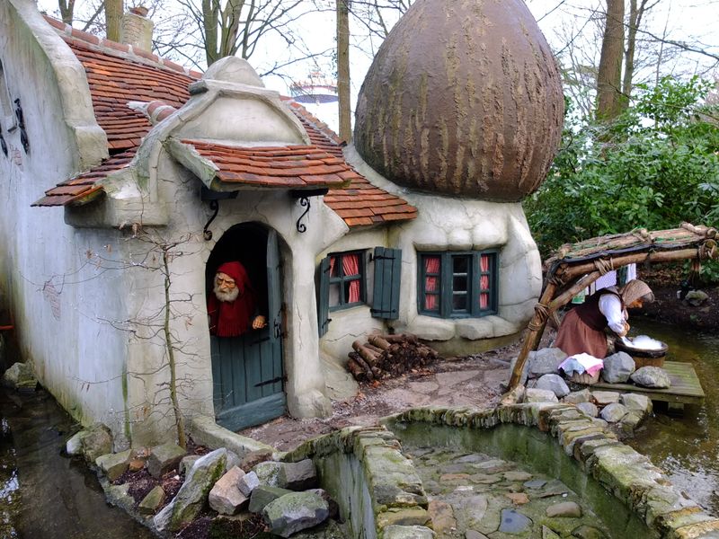 Storybook Village – Efteling