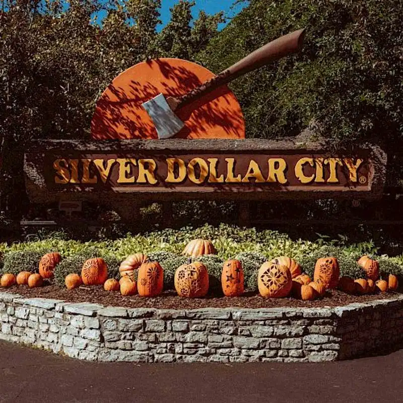 Silver Dollar City's Harvest Festival