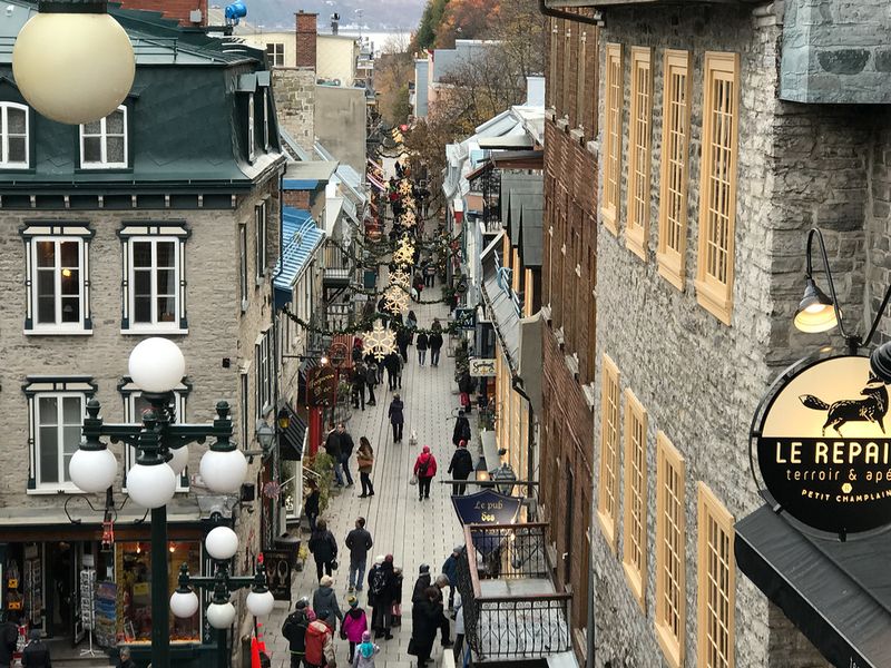 Stroll Through Quartier Petit Champlain