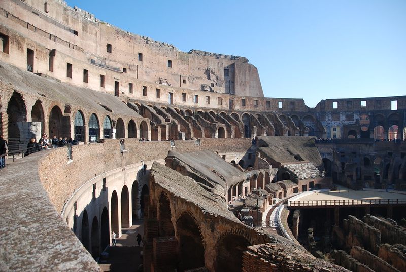 Use guided tours for context vs. wandering without research