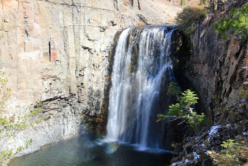 Rainbow Falls, California