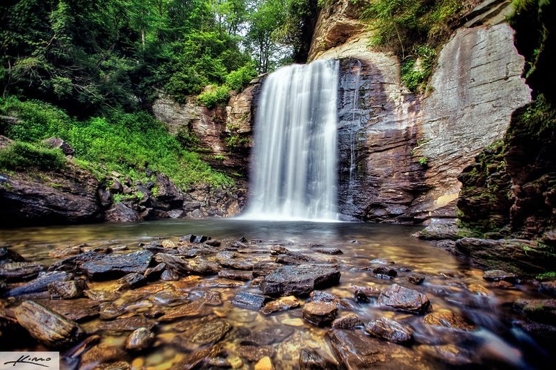Looking Glass Falls – North Carolina