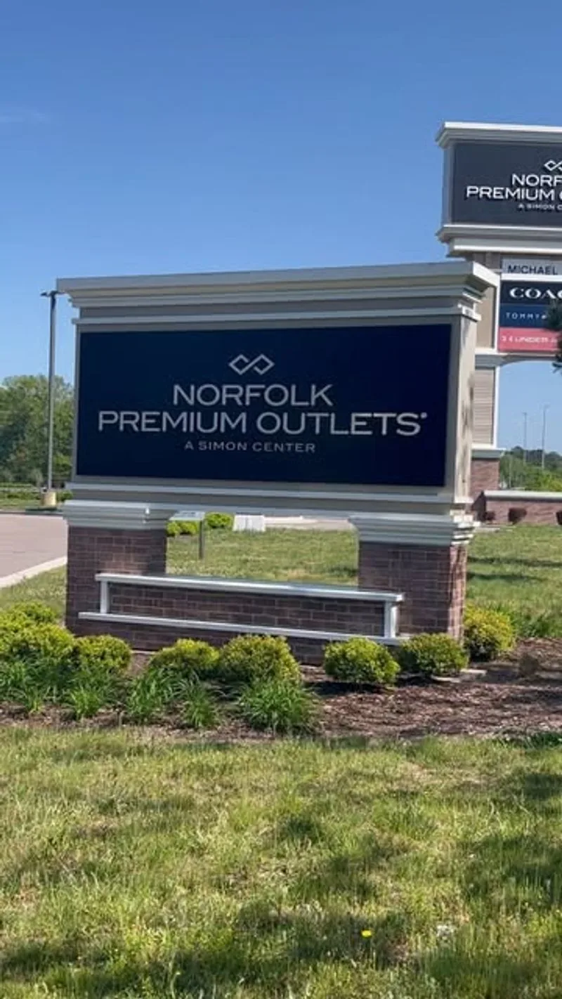 Norfolk Premium Outlets
