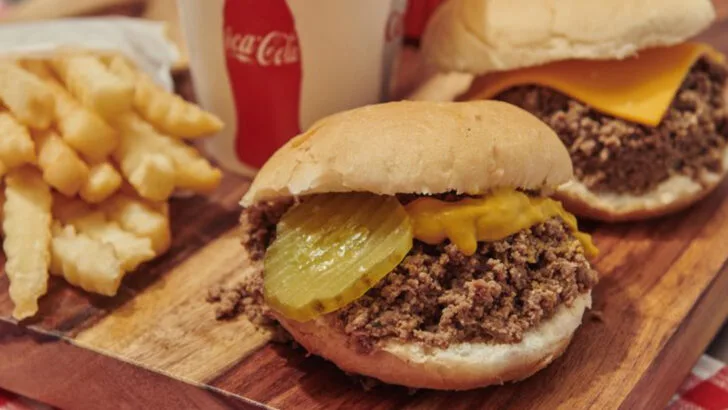 10 Iowa Tavern Burgers Where The Steamed Loose Meat Tradition Lives On