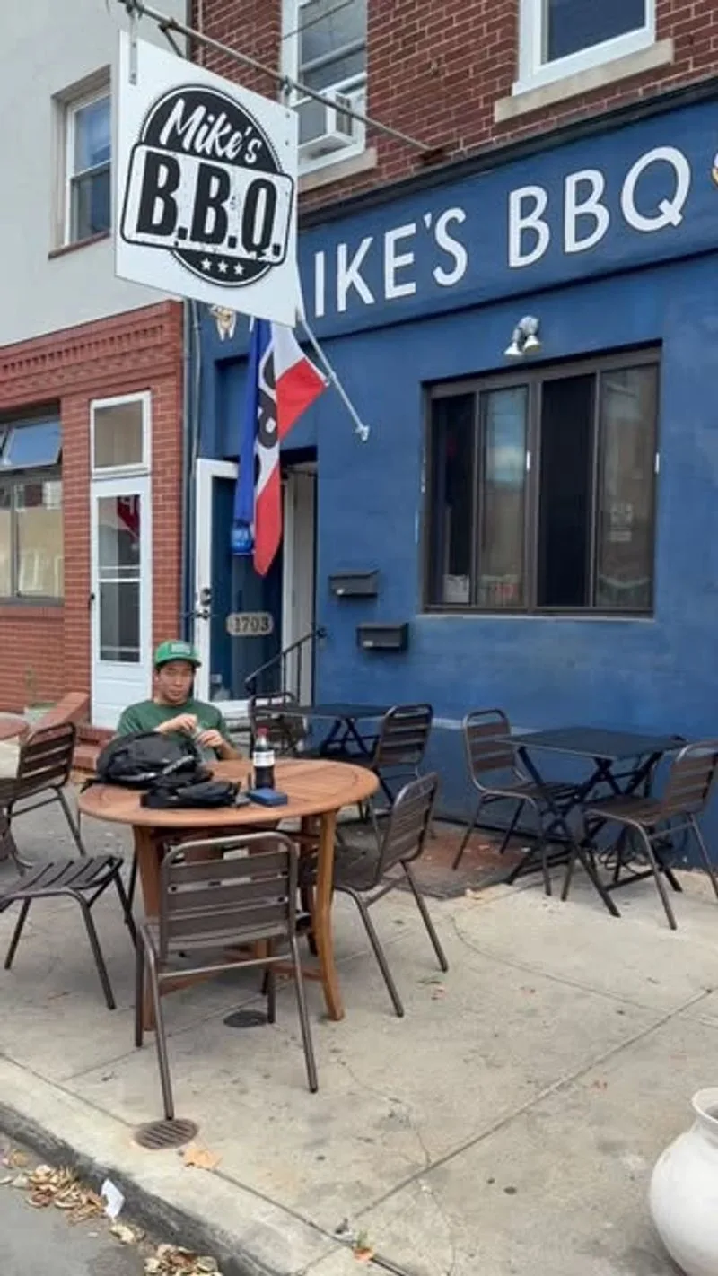 Mike’s BBQ — South Philadelphia
