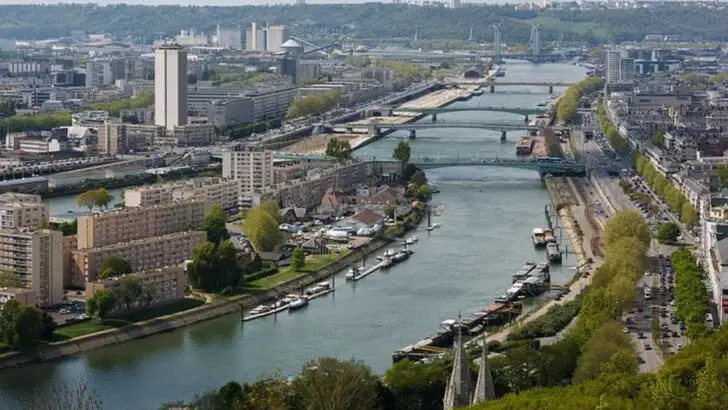 12 Day Trips From Paris Every Traveler Should Take by Train