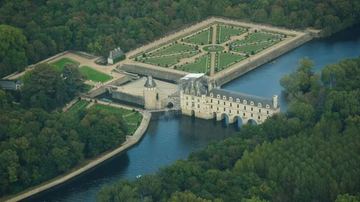 12 Monuments in France That Capture Centuries of History and Beauty
