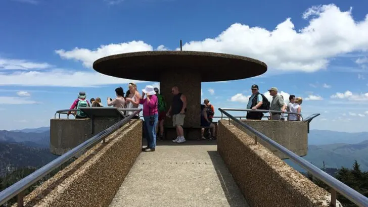 13 Complimentary Experiences Around Dollywood Worth Your Time