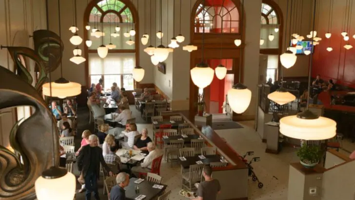 13 Kansas Restaurants That Impress Long Before the First Bite