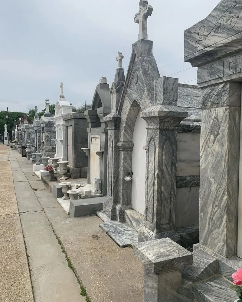 New Orleans — The French Quarter & Cemetery Tours