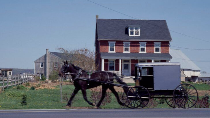 13 U.S. Regions Where Locals Still Live by Unwritten Rules Outsiders Don’t Get