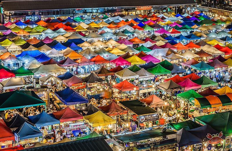 14. Alternative: Talat Rot Fai, Thailand